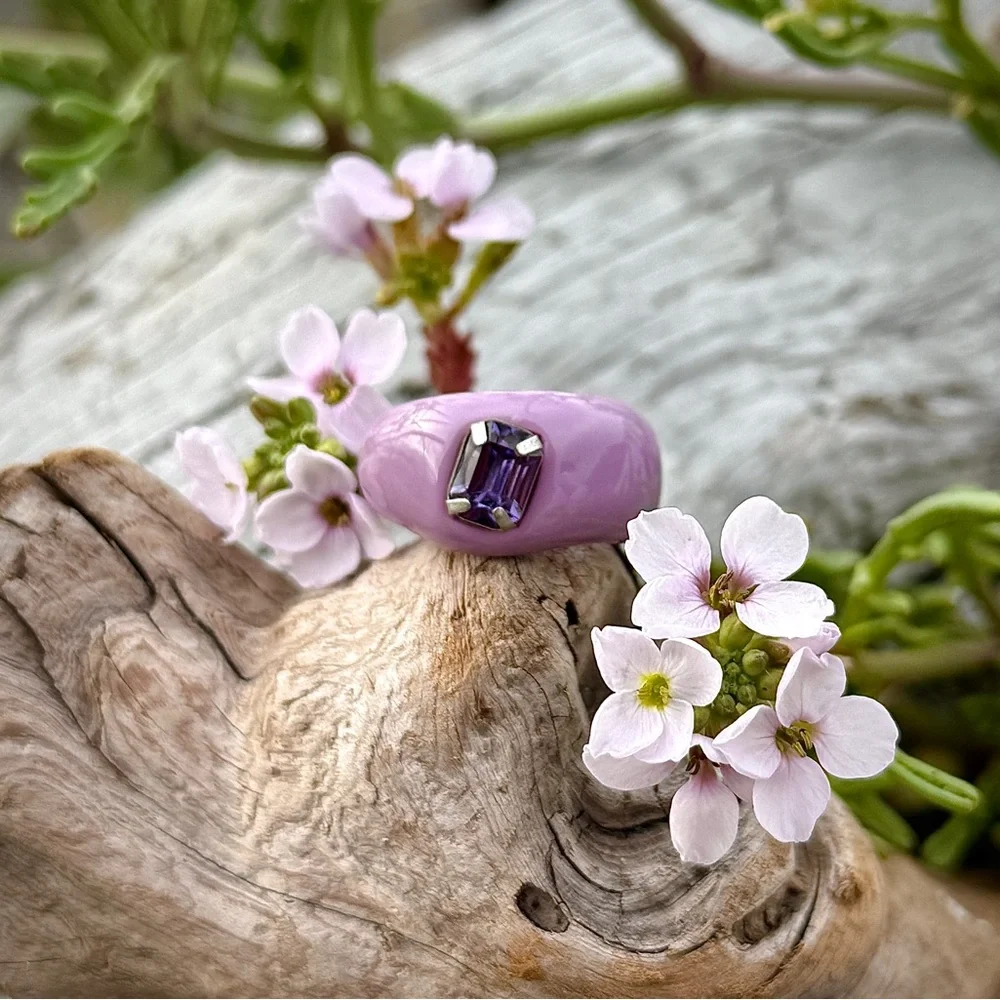 Purple Lavender Lilac Solitaire Rhinestone Resin Ring Size 6.75/7 - Picture 7 of 10